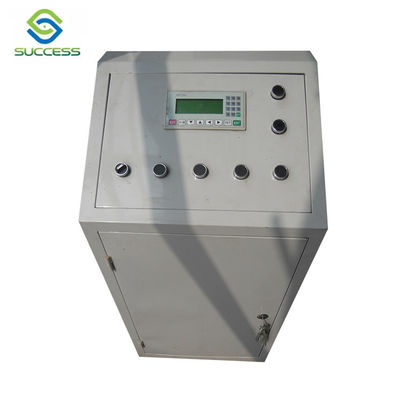 中国 AC220V/50Hz 電源供給 フェンス 溶接機 溶接厚さ 1.0-3.0mm と 溶接 サプライヤー