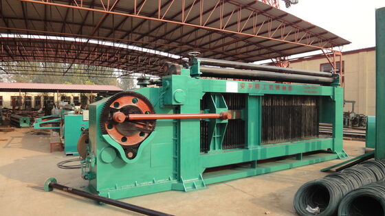 中国 重用ガビオンボックス 機械 タイプ 耐久性ワイヤーメッシュ 機器 ガビオン生産および建設アプリケーション サプライヤー